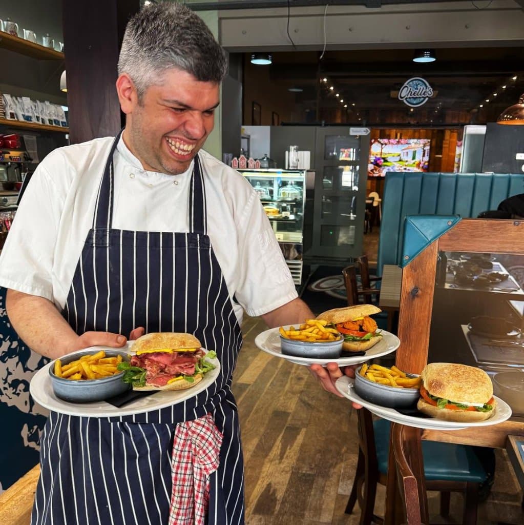Chelle's Brasserie — Behind the Scenes